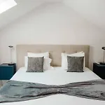 Principe Real Duplex With Terrace By Local Appartement Lisboa
