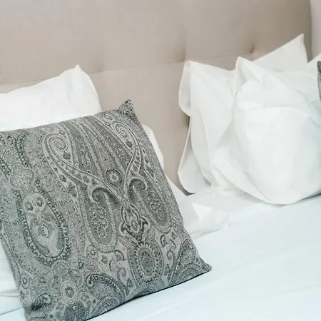 Duplex With Terrace In Principe Real Lisboa
