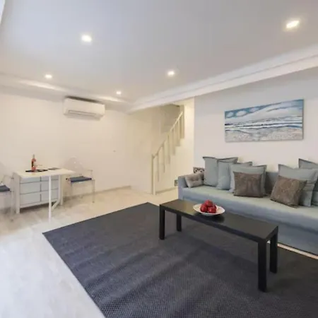 Principe Real Duplex With Terrace By Local 리스본