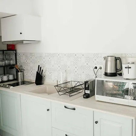 Duplex With Terrace In Principe Real * Lisbon